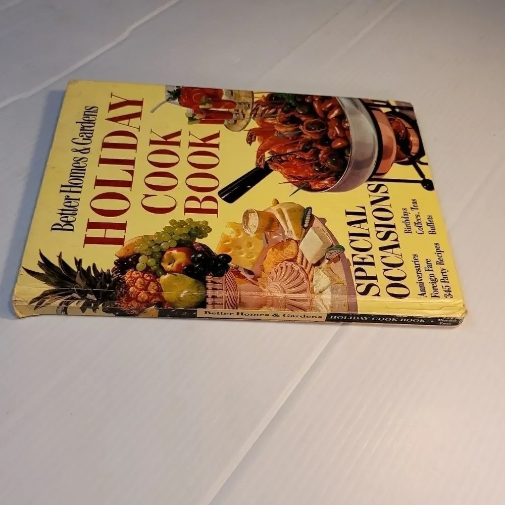 Better Homes Gardens Holiday Cook Book Vintage